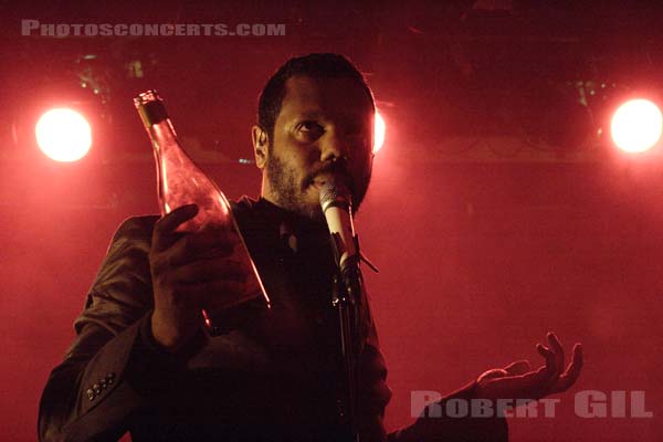 THE DEARS - 2005-05-10 - PARIS - Nouveau Casino - 